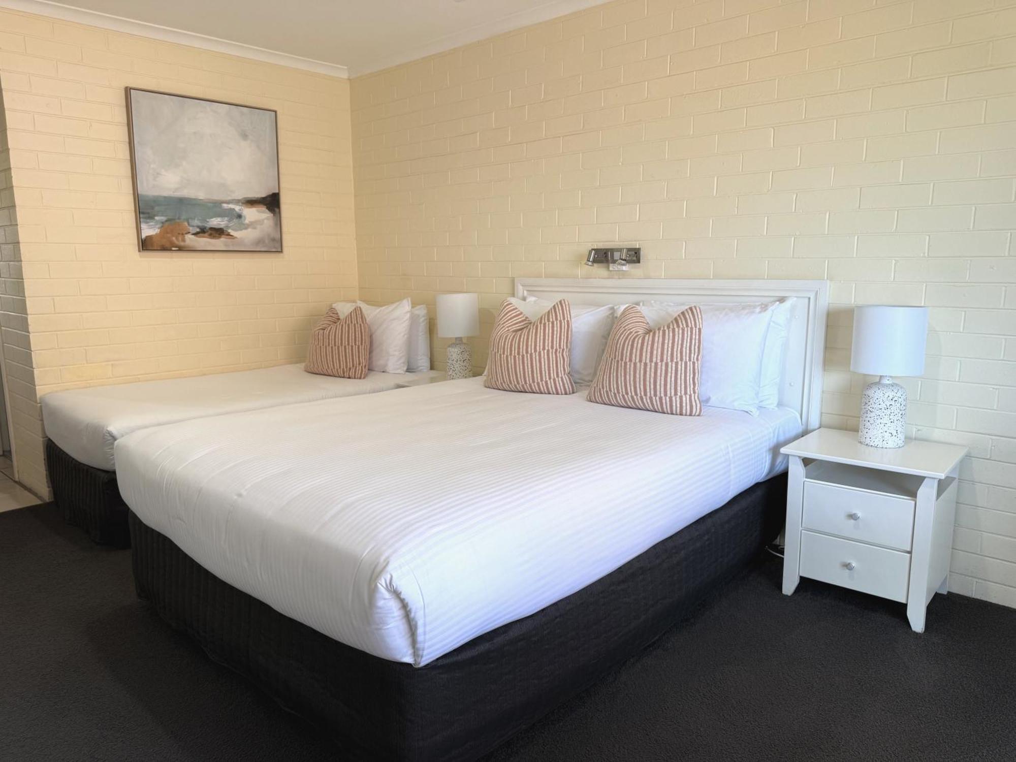 Pelican Motor Inn Merimbula Exterior photo