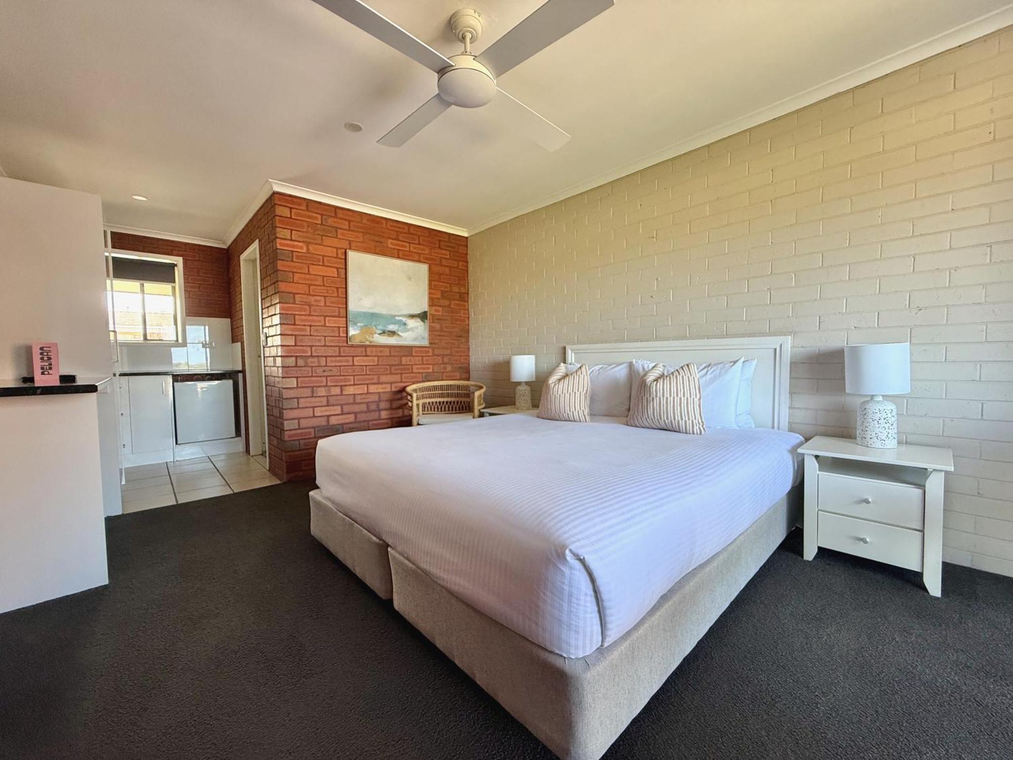 Pelican Motor Inn Merimbula Exterior photo