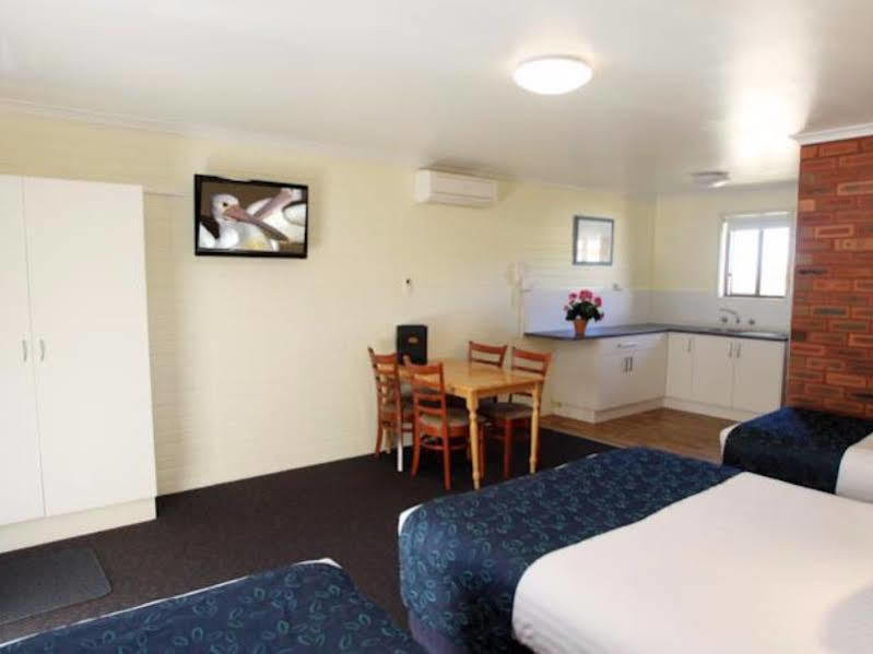 Pelican Motor Inn Merimbula Exterior photo